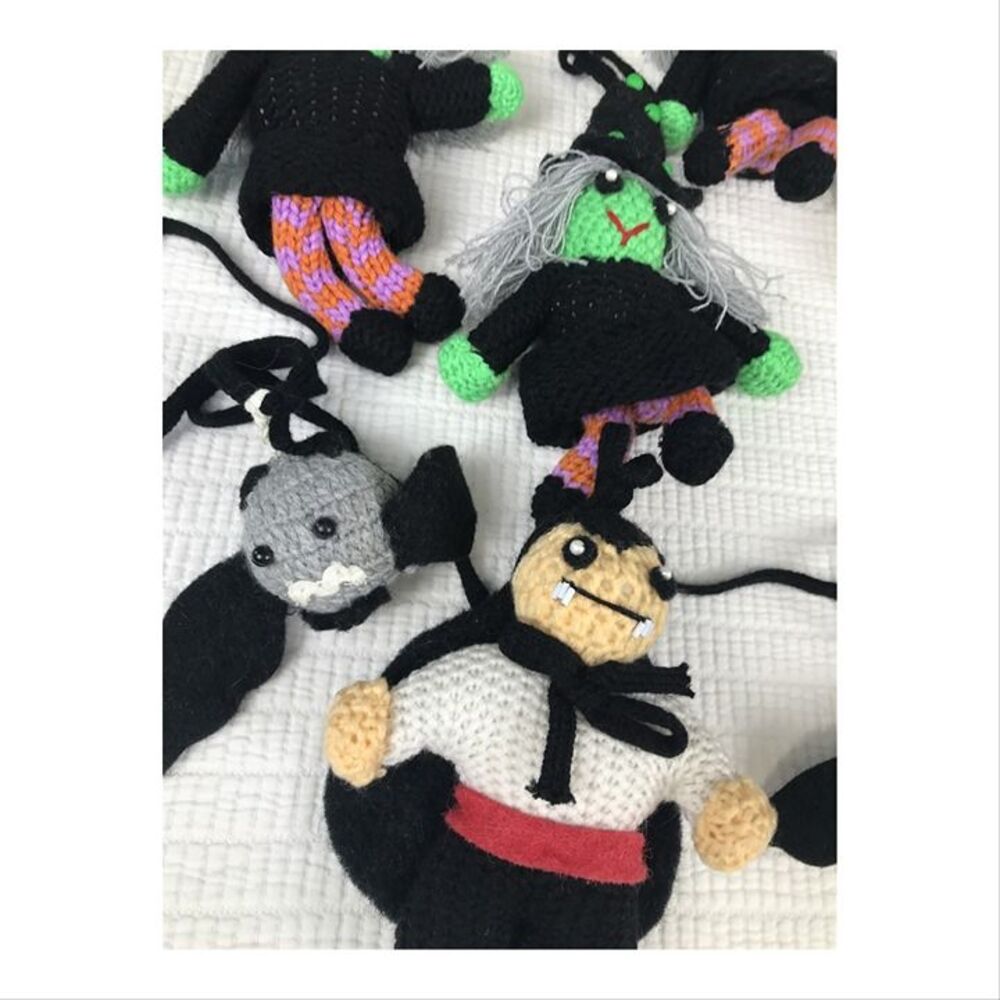 Halloween Crochet Knit Garlands (2) Witch Bat Vampire Yarn Felt ~ 7' Need TLC